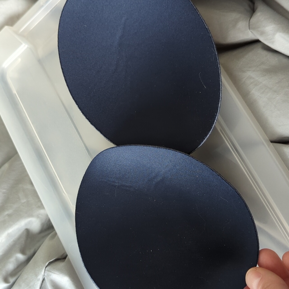Sports bra padding - Picture 4 of 4